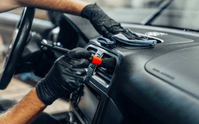 Detailing interiéru krok za krokom: Od vysávania až po ošetrenie plastov a kože