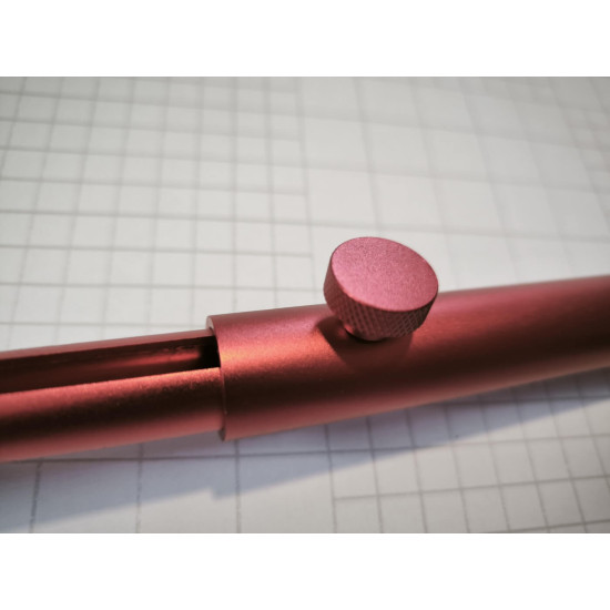 Výsuvná tyč na fixáciu dverí