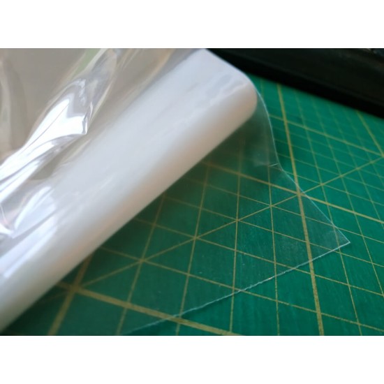 Polyuretánová fólia 160μm TPH, samozaceľovacia, rozmer 0,8m x 1,52m Polyuretánová fólia 160μm TPH, samozaceľovacia, rozmer 0,8m x 1,52m