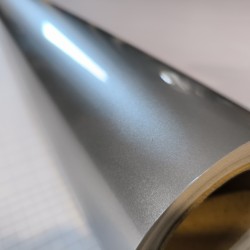 Strieborná lesklá metalická fólia Strieborná lesklá metalická fólia