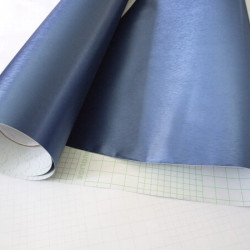 Modrý brúsený hliník