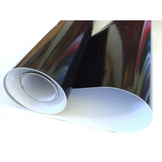 Čierna lesklá fólia