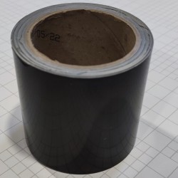 Čierna lesklá dechrómovacia fólia - 10m x 10cm Čierna lesklá dechrómovacia fólia - 10m x 10cm