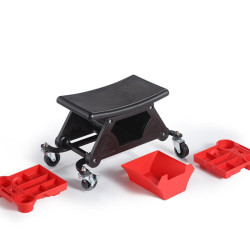 Detailingová stolička