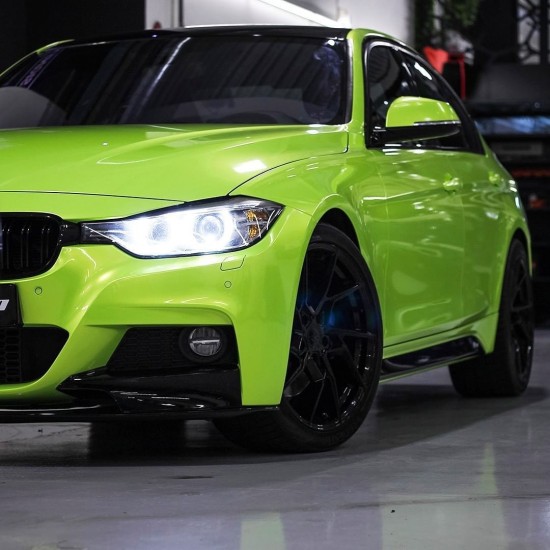 Acid Lime lesklá metalická fólia  -  RB07 Acid Lime lesklá metalická fólia  -  RB07