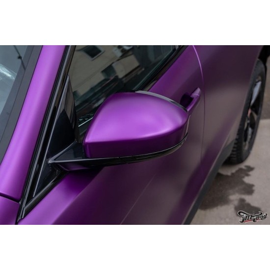 Concord Grape saténová chrómová fólia - S Concord Grape saténová chrómová fólia - S