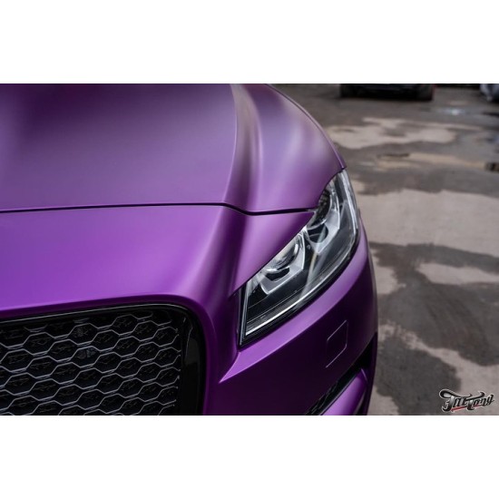 Concord Grape saténová chrómová fólia - S Concord Grape saténová chrómová fólia - S