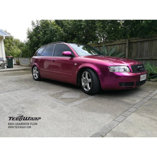 Grandeur Plum lesklá metalická fólia  -  RB05 - rolka Grandeur Plum lesklá metalická fólia  -  RB05 - rolka