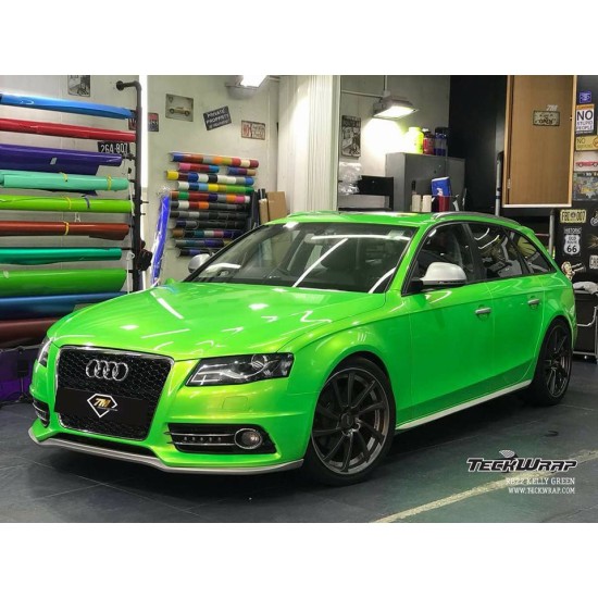 Kelly Green lesklá metalická fólia - RB22 Kelly Green lesklá metalická fólia - RB22