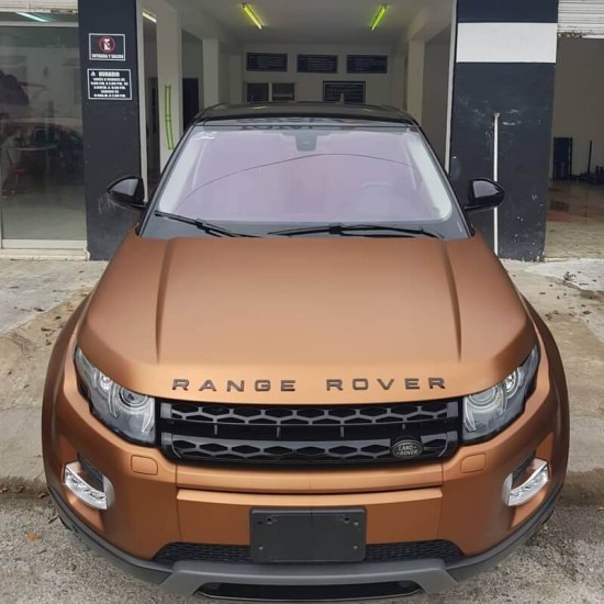 Gaštanovo hnedá matná metalická fólia Gaštanovo hnedá matná metalická fólia